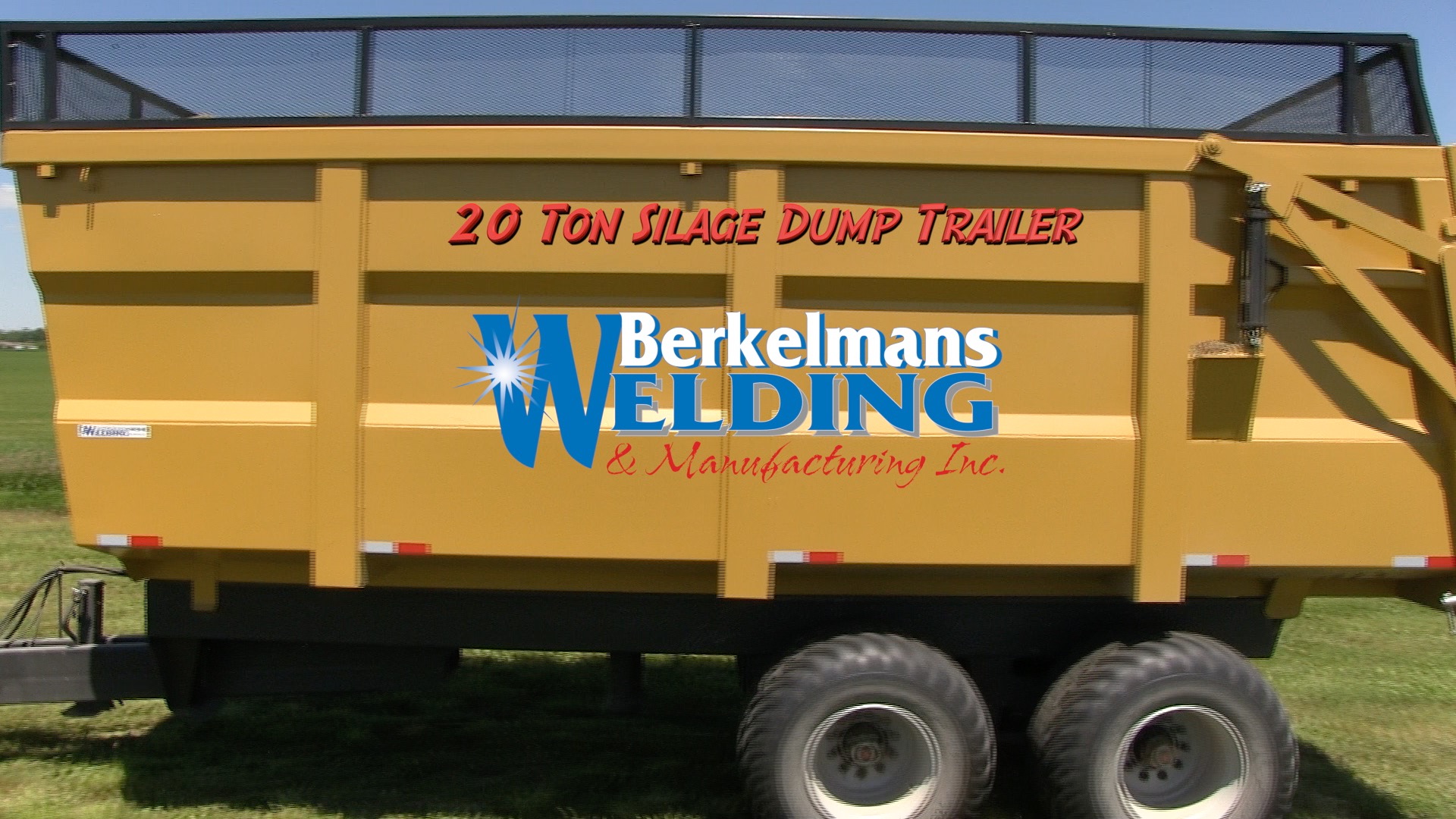 a side shot of the 20 ton silage dump trailer
