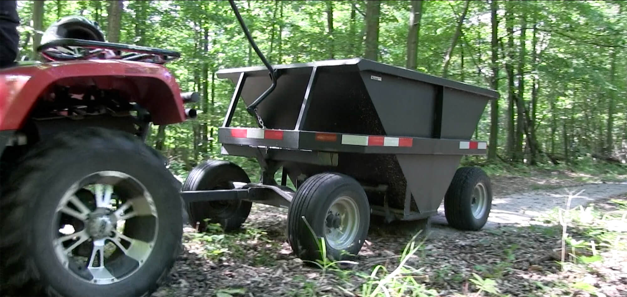 1.5 Ton Pathfinder Hopper Trailer Berkelmans Welding